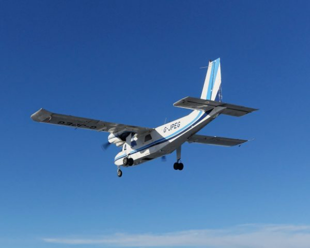 Image of an airplane